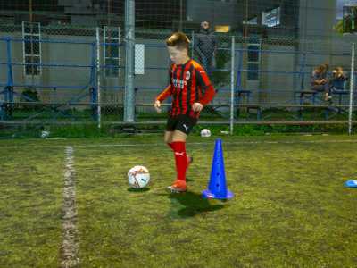 E tra dribbling...